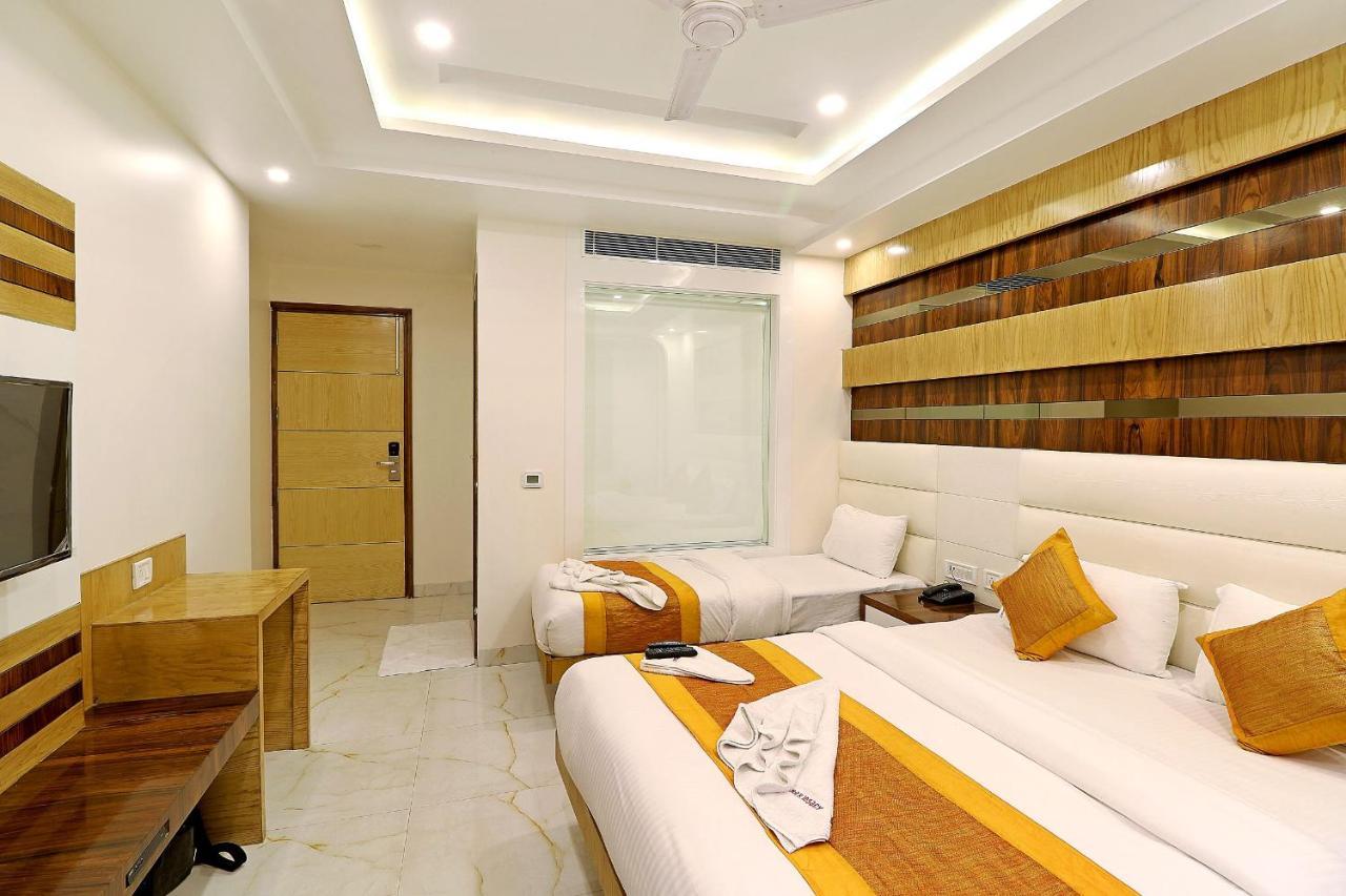 Hotel York Legacy -3 Minutes Walk From New Delhi Railway Station 'The 5 Star Ambience' Newly Built Exterior foto